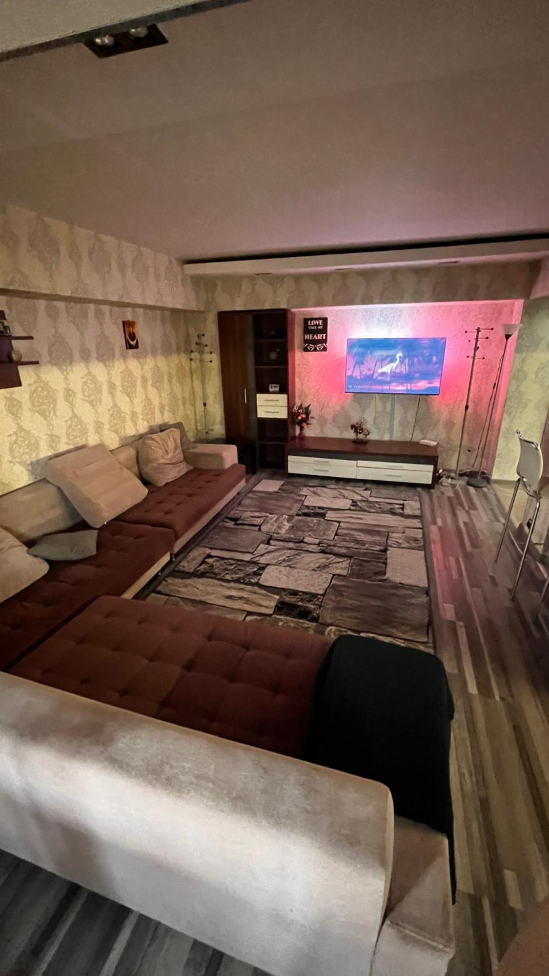 Appartamento Luxury Bucarest Esterno foto