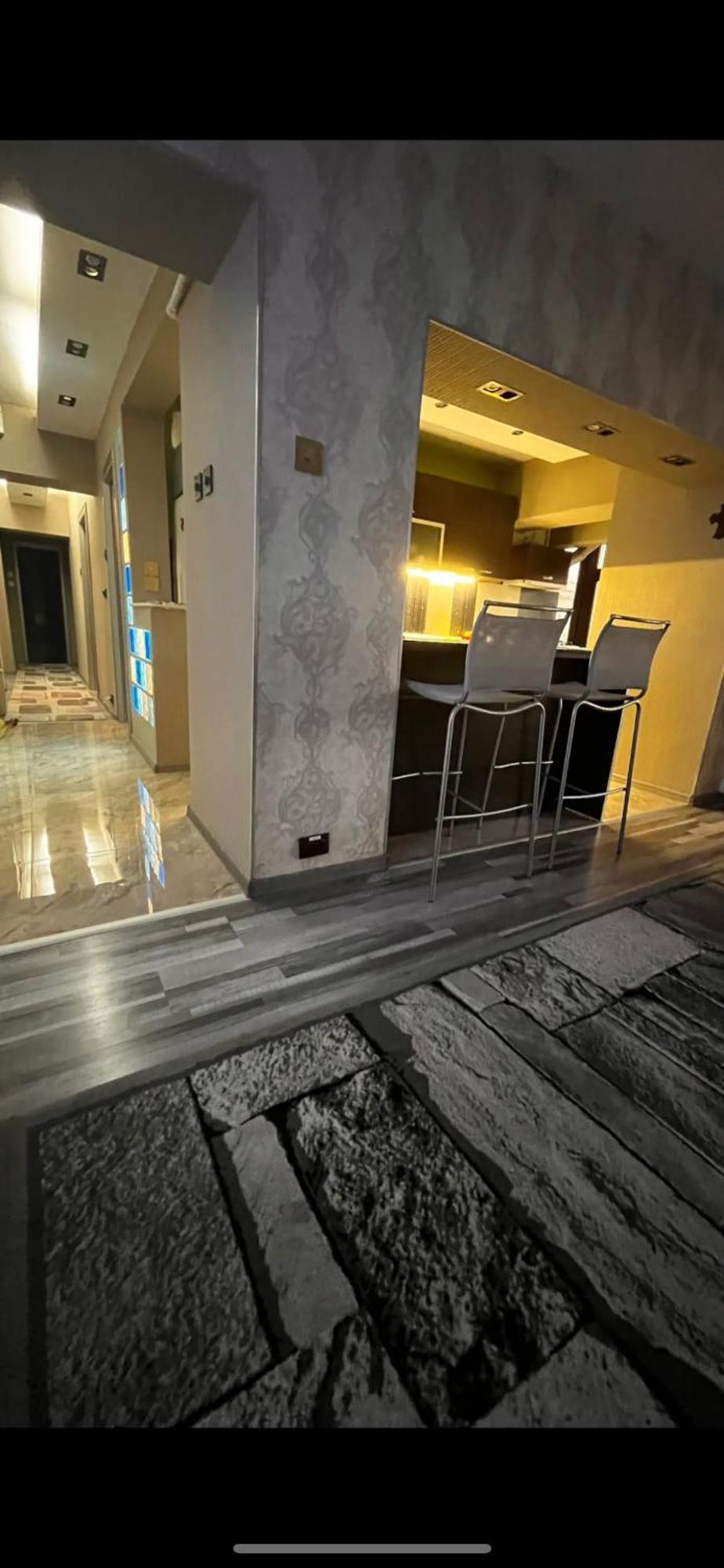 Appartamento Luxury Bucarest Esterno foto